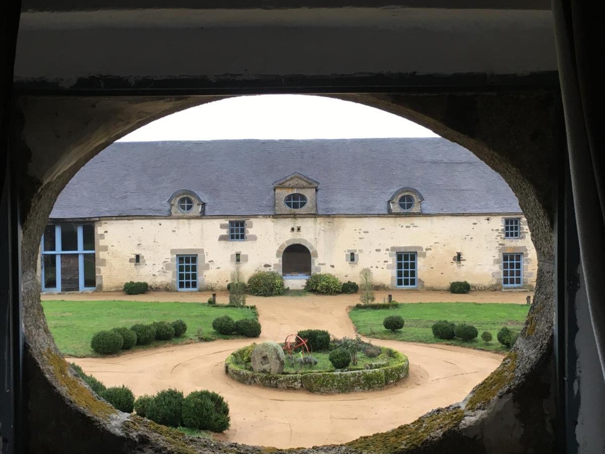 Bed and Breakfast Chateau De La Chasse-Guerre Hardanges Exterior foto
