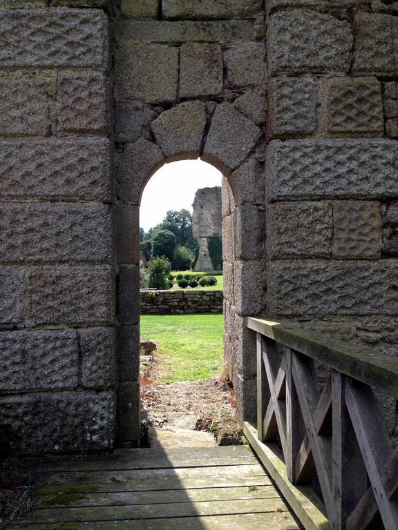 Bed and Breakfast Chateau De La Chasse-Guerre Hardanges Exterior foto